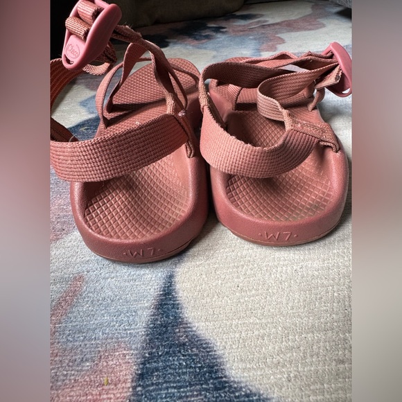 Women’s Clay Chaco’s Size 7 - Picture 5 of 6